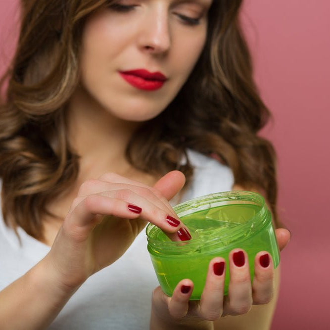 Secrets capillaires reveles : Une recette magique pour des cheveux longs et forts avec Aloe Vera - nilabeautys.com