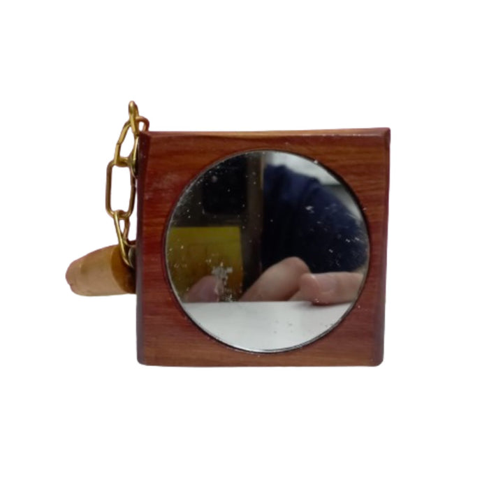 Boite à khôl artisanale rectangulaire avec miroir rond et chaîne métallique | Applicateur de khôl en bois attaché avec chaîne - nilabeautys.com